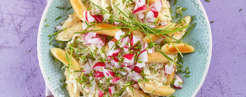 2 21 Schupfnudeln Weisskohl Pfanne Mit Radieschen 1920x760px 504a1dbd