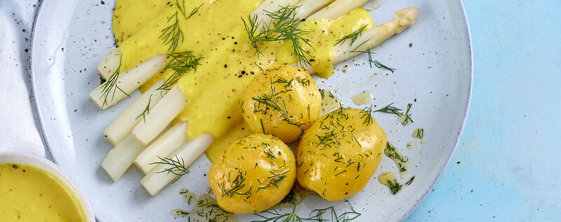 3 22 Spargel Mit Curry Senf Sosse Und Dillkartoffeln 1920x760px 40a6031d