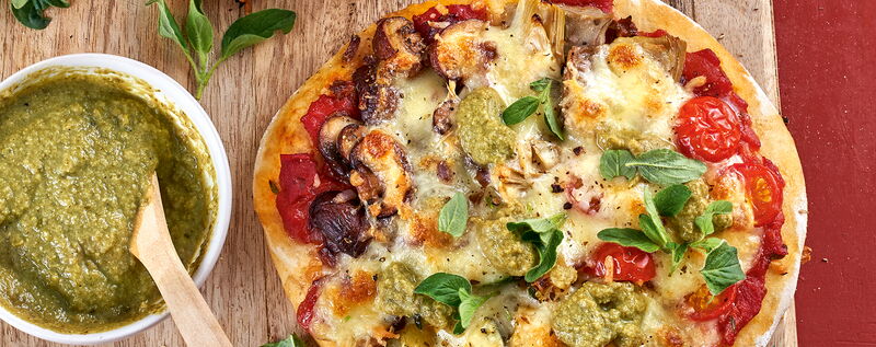 4 21 Pizza Vier Jahreszeiten Mit Kapern Oliven Pesto 1920x760px Caaf0cd9
