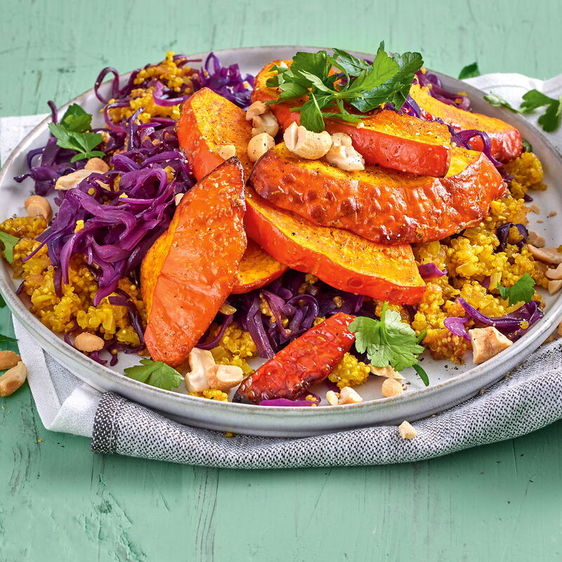 1 23 Ofenkuerbis Auf Rotkohl Orangen Quinoa 1600x1600px 6bc54693