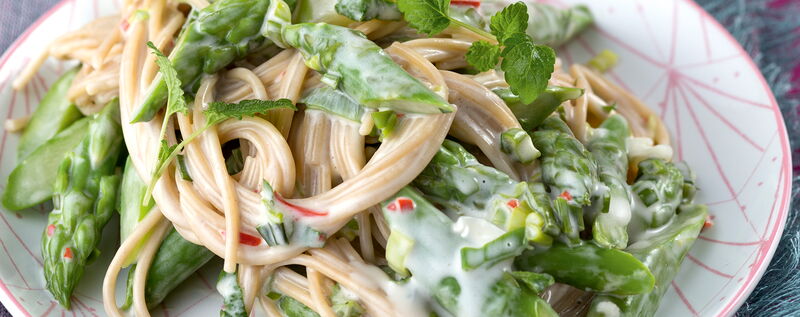 3 15 Spargel Kokos Pasta 1920x760px 7f8f7d6c