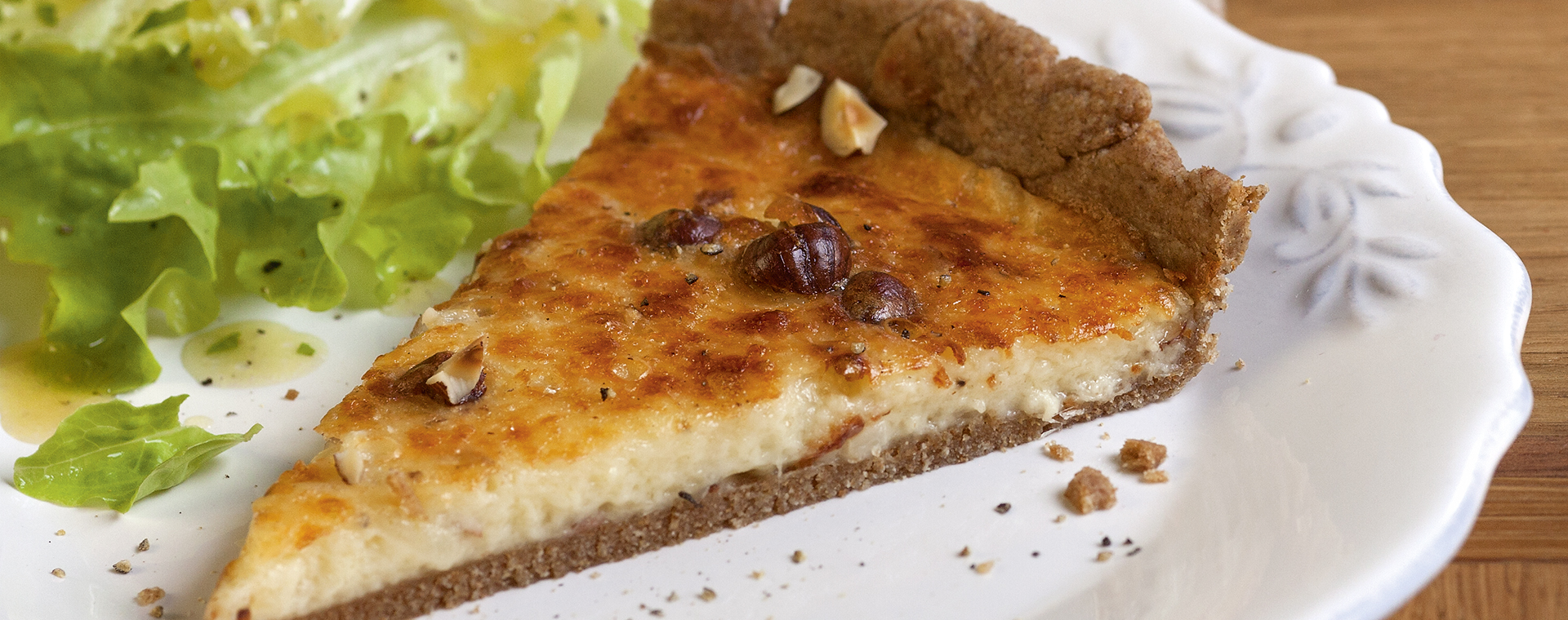 6 13 Kaesewaehe Mit Haselnuessen 1920x760px