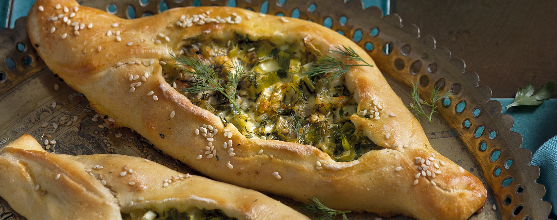 4 14 Schafskaese Schiffchen Mit Lauch 1920x760px