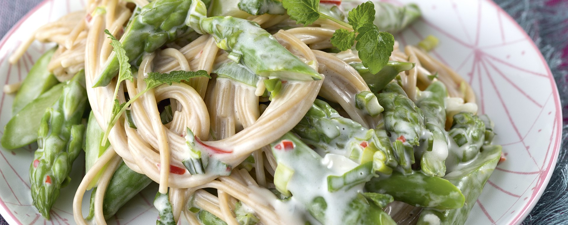 3 15 Spargel Kokos Pasta 1920x760px