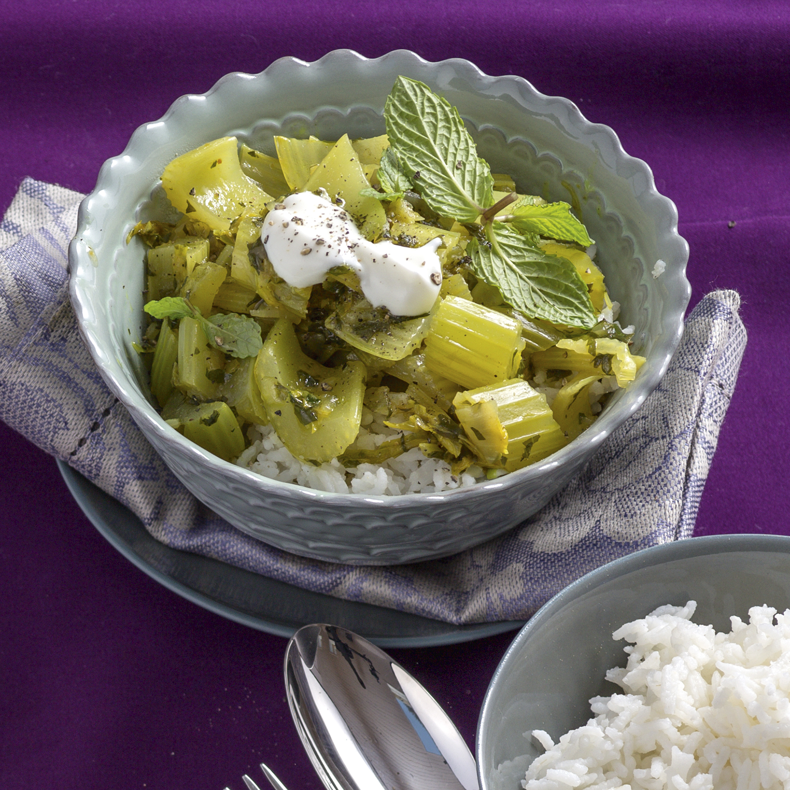 3 16 Staudensellerie Kraeuter Topf 1600x1600px