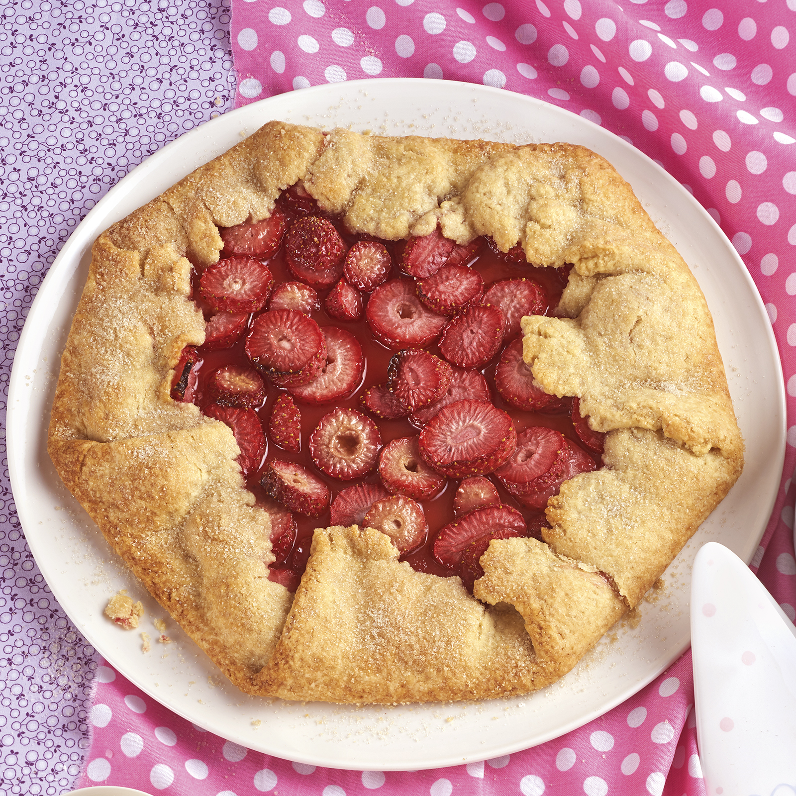 3 17 Erdbeer Galette Mit Vanilleeis 1600x1600px