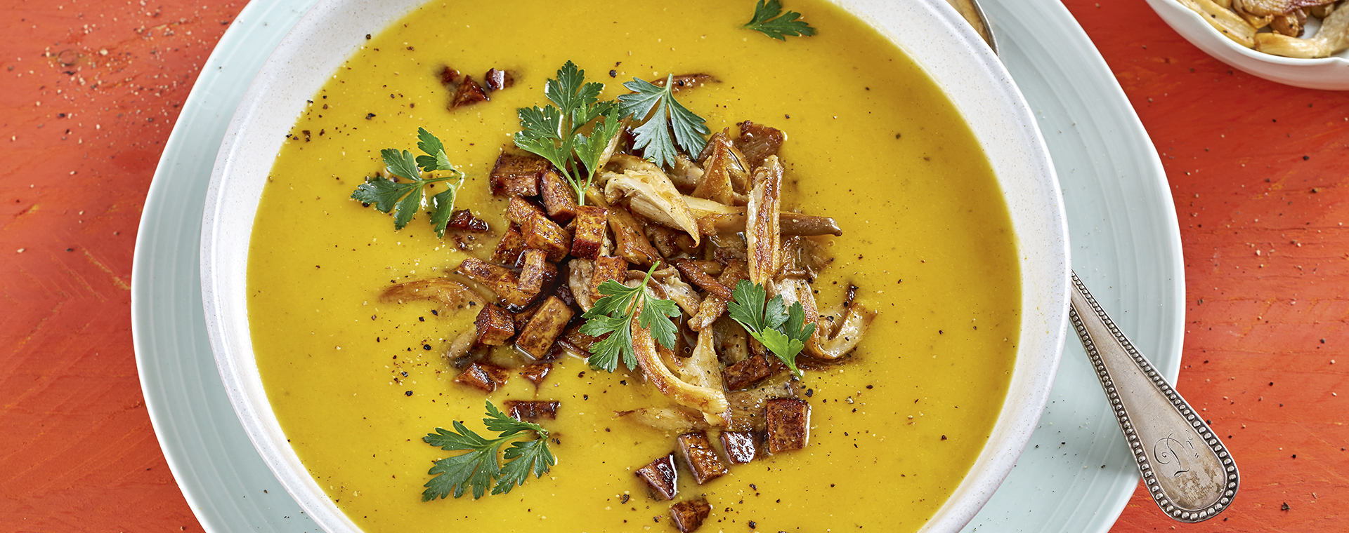 5 18 Topinambur Petersilienwurzel Suppe 1920x760px