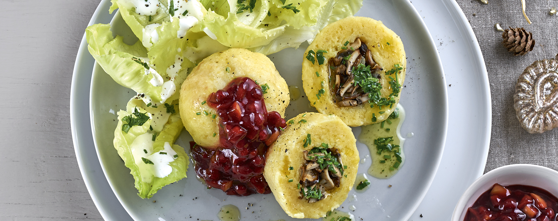 6 18 Kartoffelkloesse Mit Pilzfuellung 1920x760px