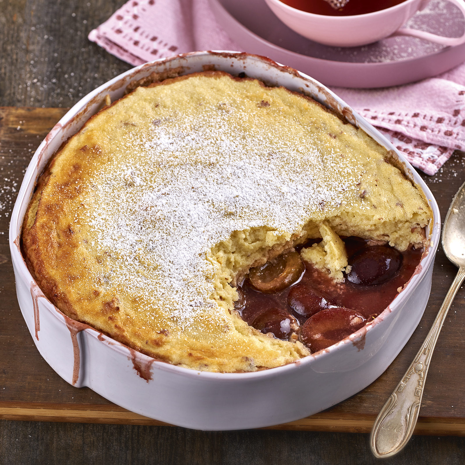 1 19 Mandel Griess Auflauf Mit Zimt Pflaumen 1600x1600px