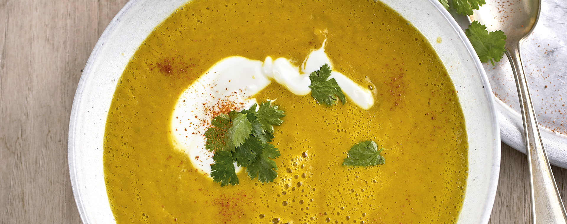 1 19 Scharfe Wirsing Curry Cremesuppe 1920x760px