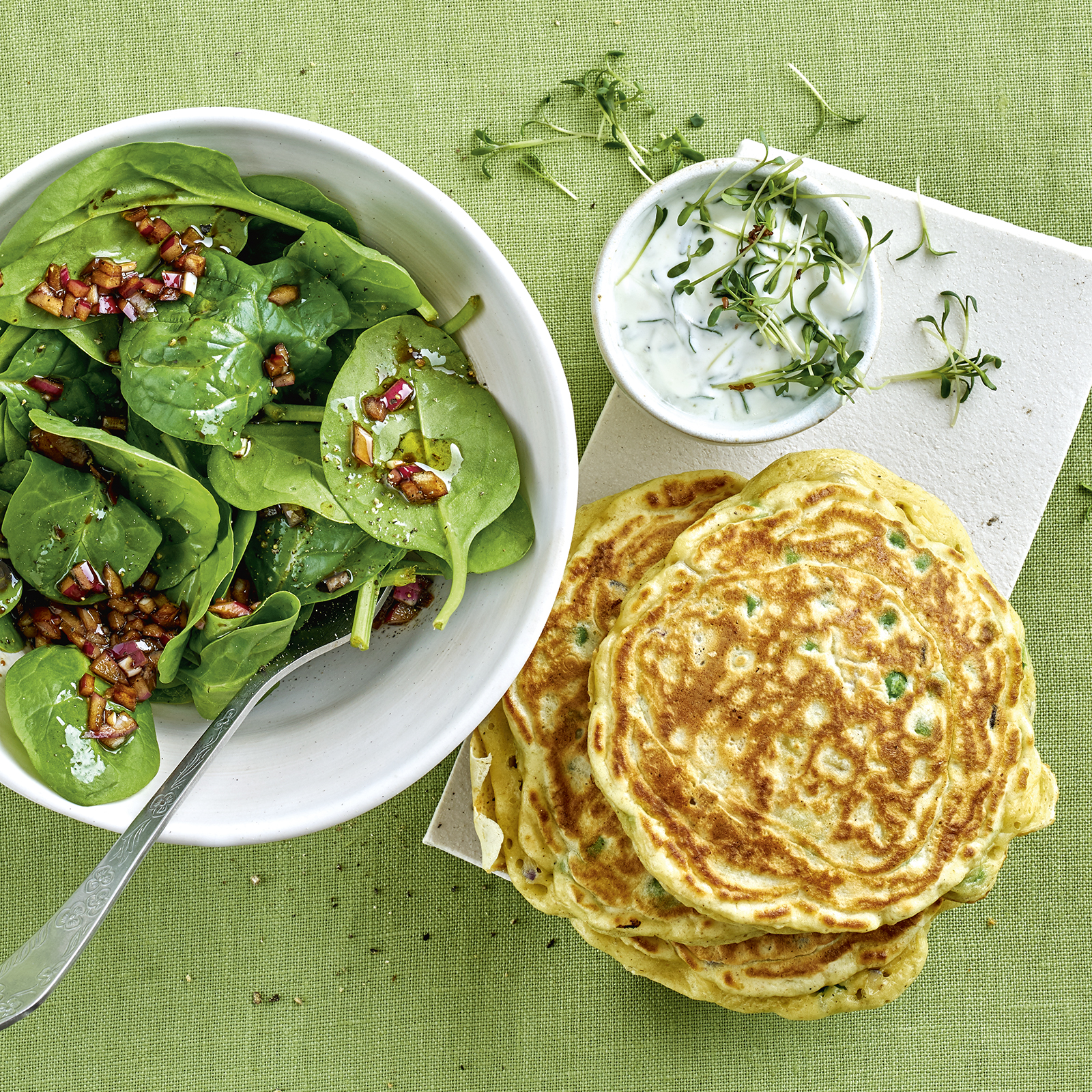 2 19 Gemuesepancakes Mit Kressejoghurt 1600x1600px