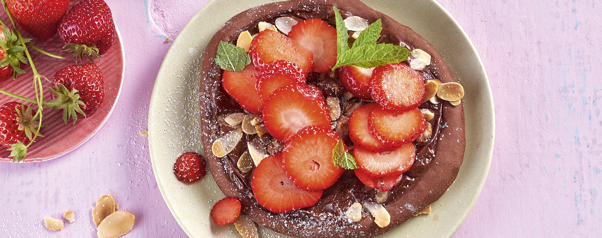 3 19 Erdbeer Schoko Flammkuechlein 1920x760px