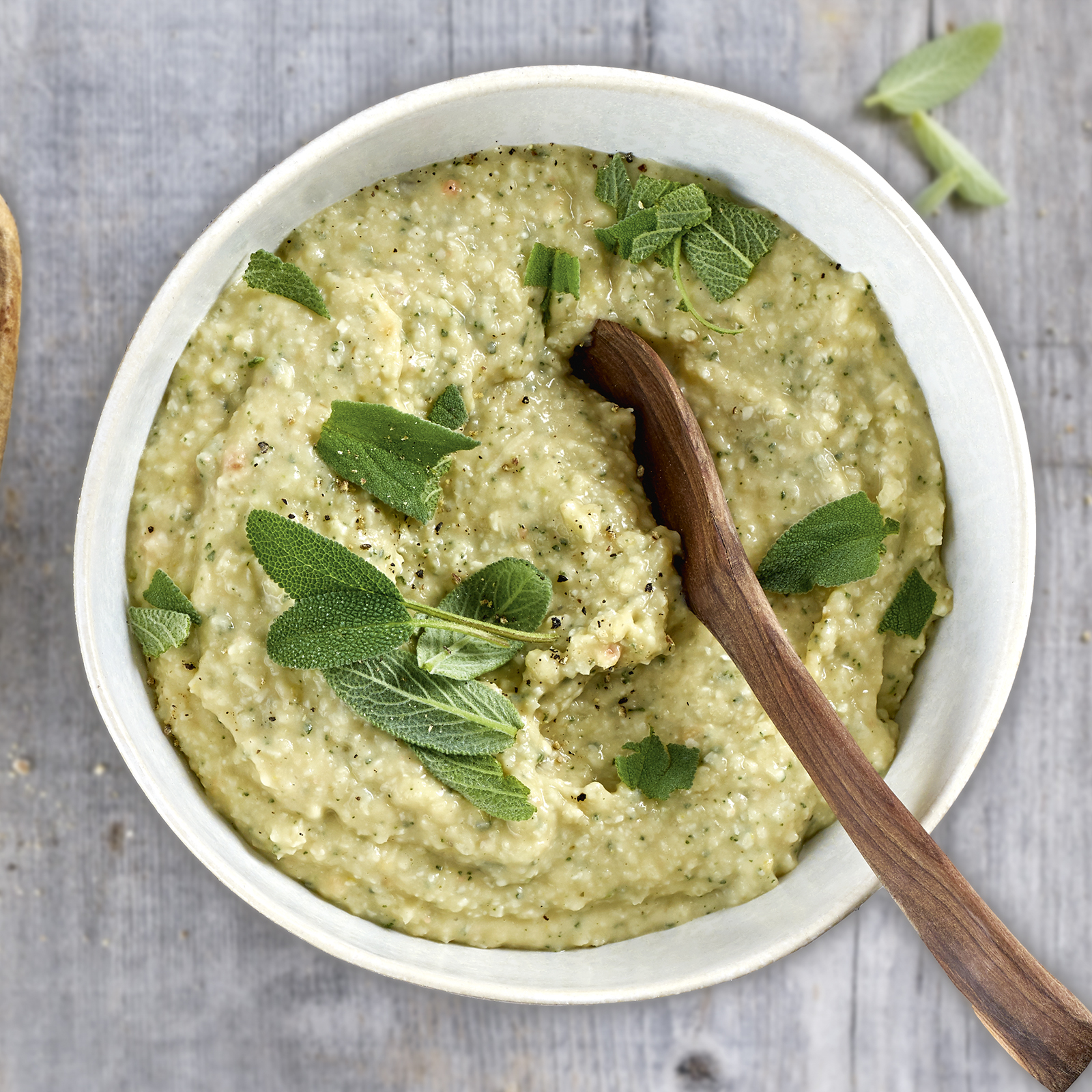 4 19 Bohnen Salbei Pesto 1600x1600px