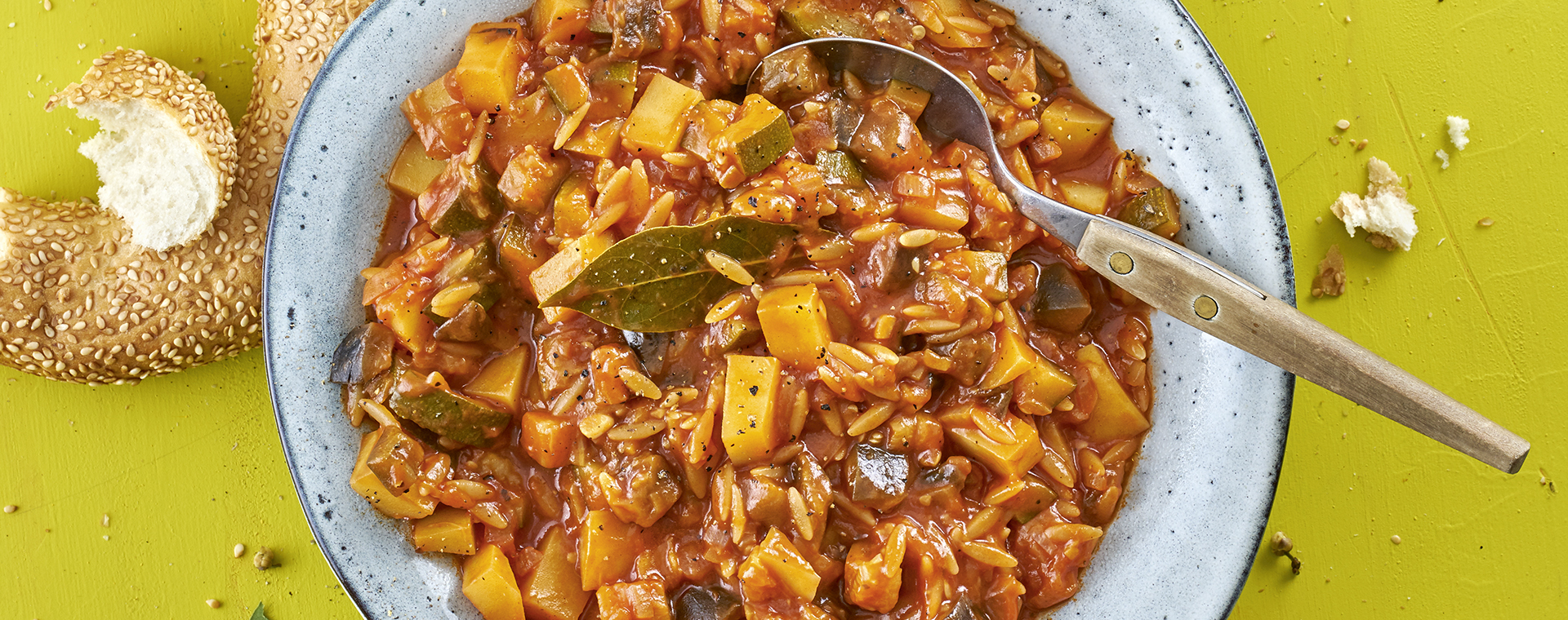 4 19 Griechischer Gemuese Nudel Schmortopf 1920x760px