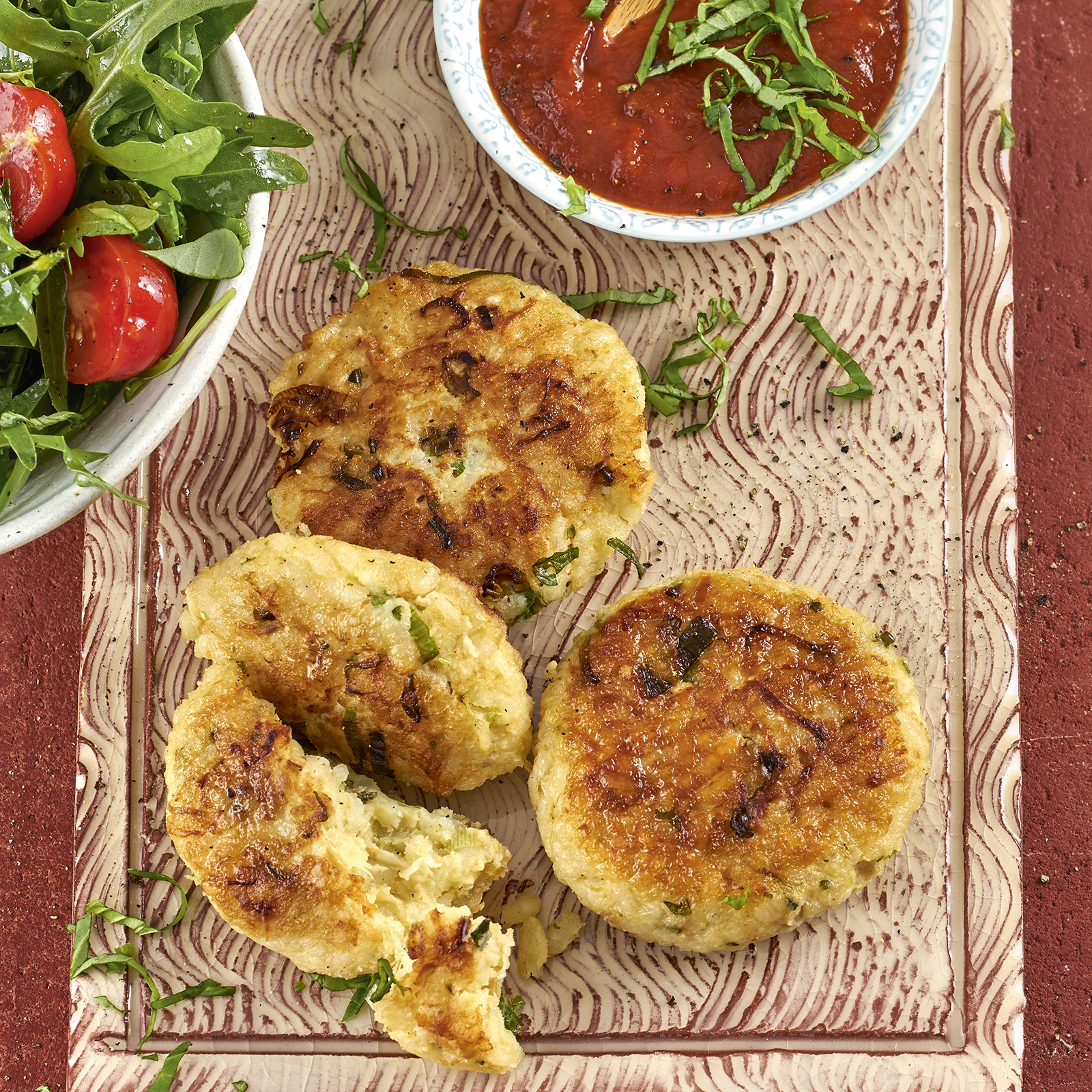 4 19 Reiskuechlein Mit Tomaten Kraeuter Sosse 1600x1600px