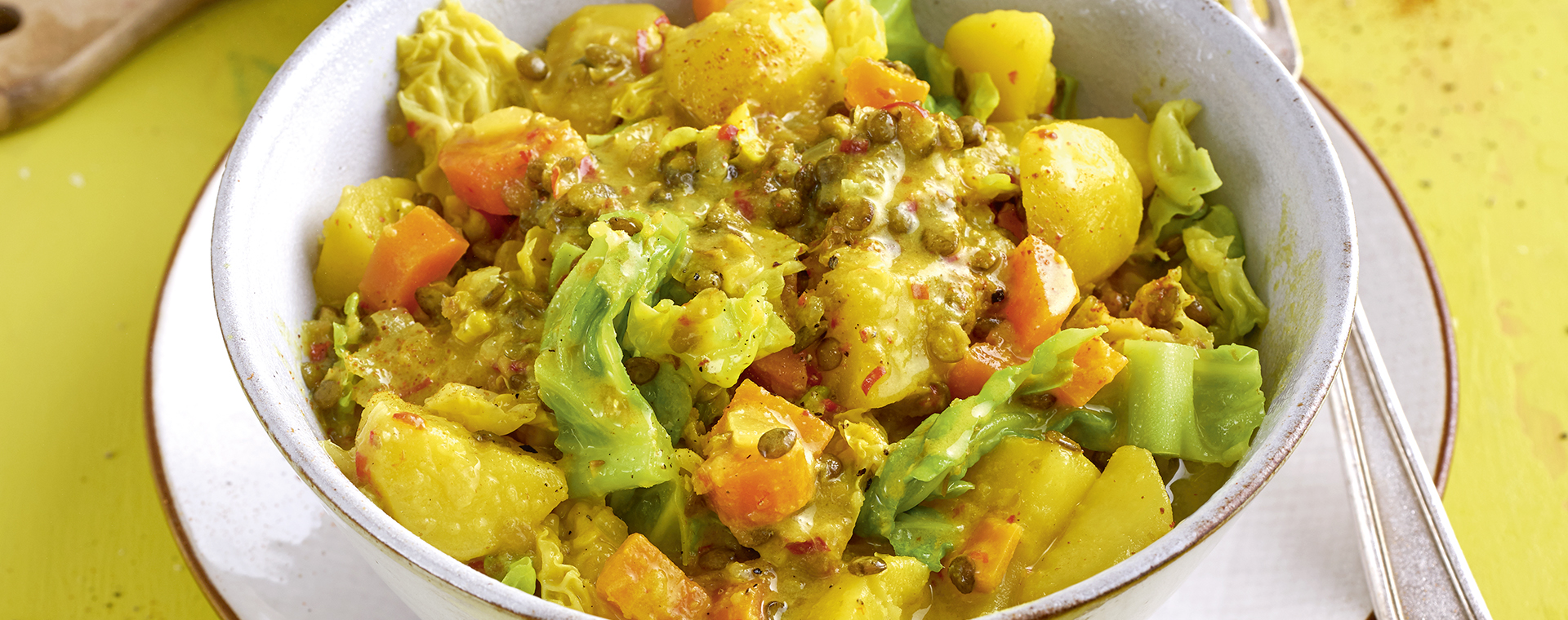 5 19 Herbstliches Linsen Gemuese Kokos Curry 1920x760px