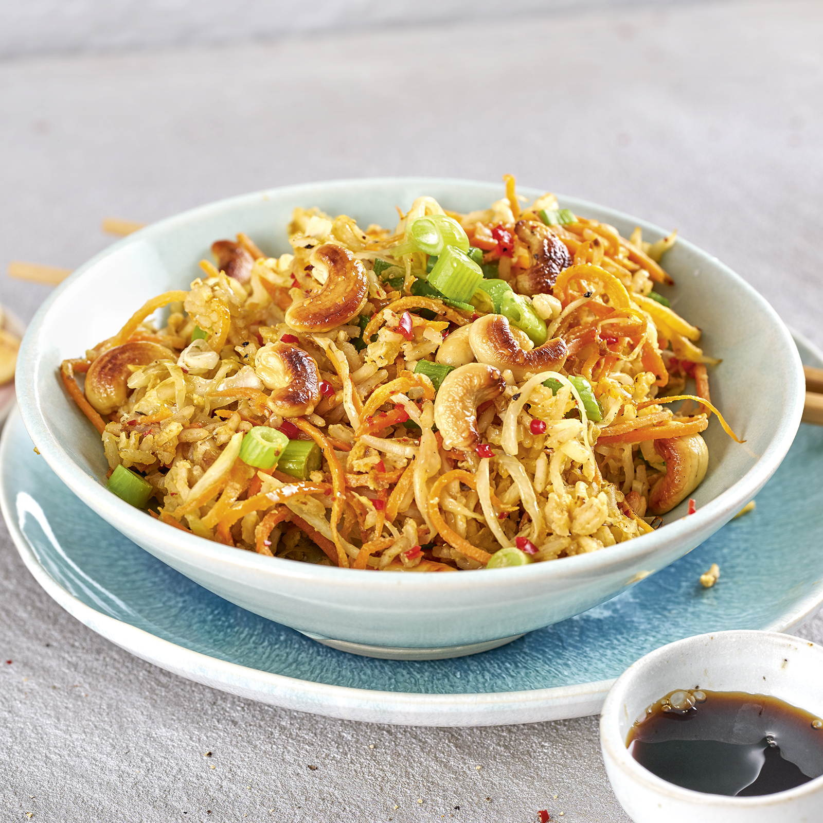 1 20 Gebratener Reis Mit Moehren Und Weisskohl 1600x1600px