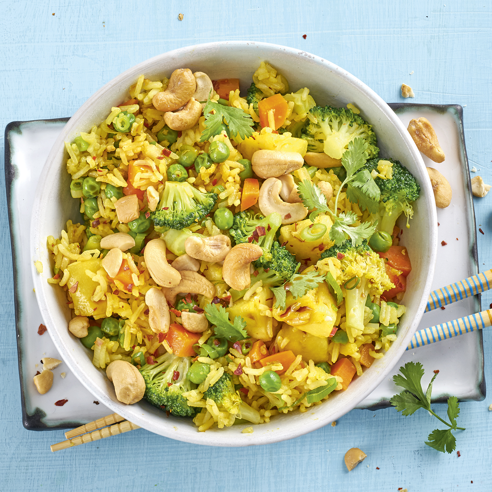 2 20 Ananas Bratreis Mit Erbsen Und Brokkoli 1600x1600px