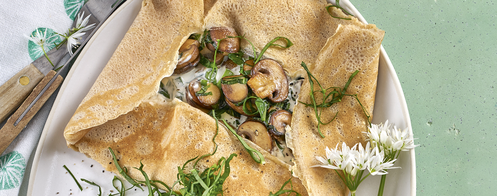 2 20 Galettes Mit Baerlauch Schmand Fuellung 1920x760px