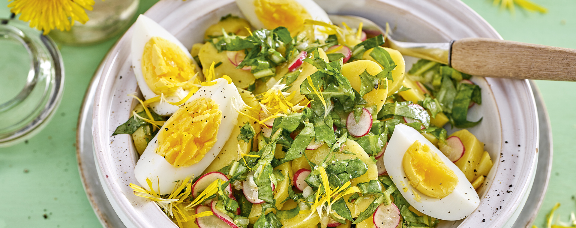 3 20 Kartoffel Loewenzahn Salat 1920x760px