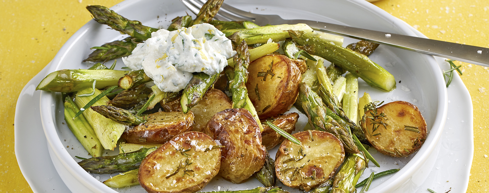 3 20 Ofenspargel Mit Ricottadip 1920x760px