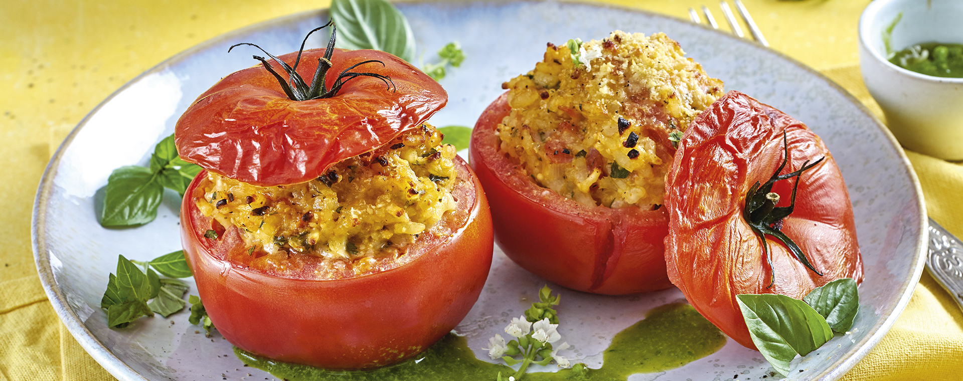 4 20 Gratinierte Tomaten Mit Zitronen Kraeuter Risotto Fuellung 1920x760px
