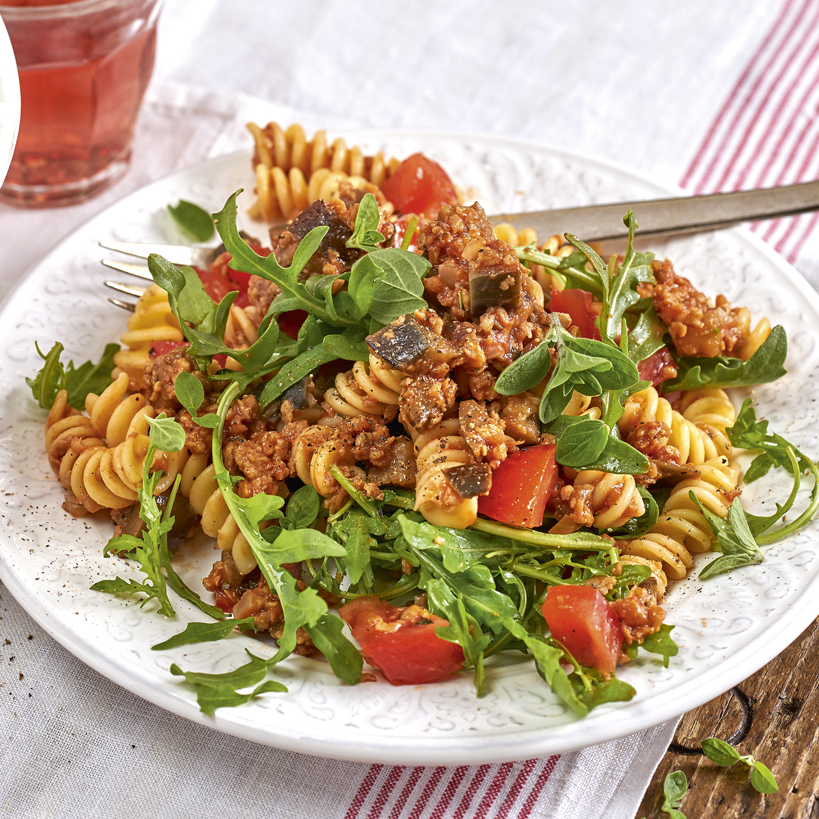 4 20 Kalter Auberginen Bolognese Nudelsalat 1600x1600px