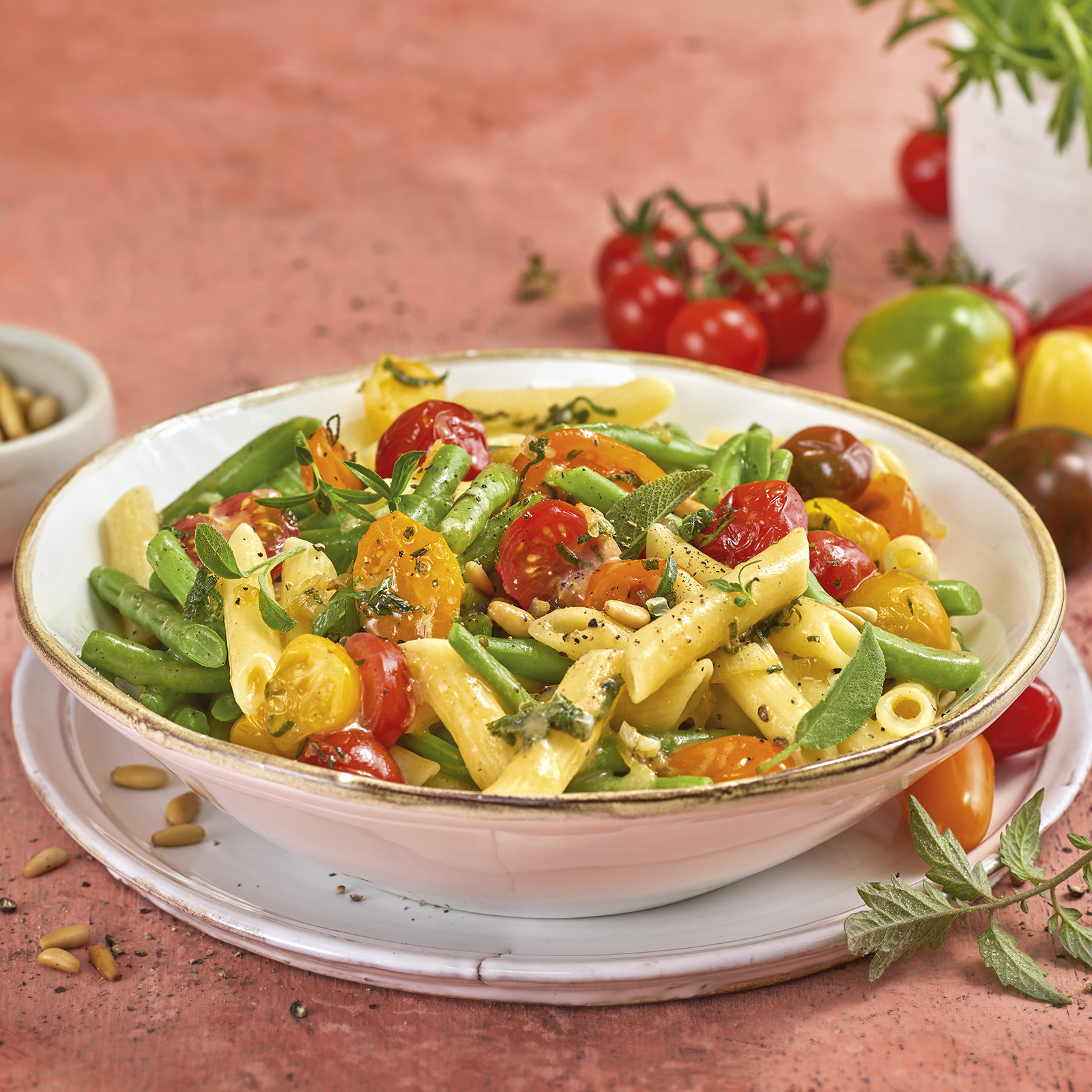 4 20 Pasta Mit Buntem Tomaten Bohnen Gemuese 1600x1600px