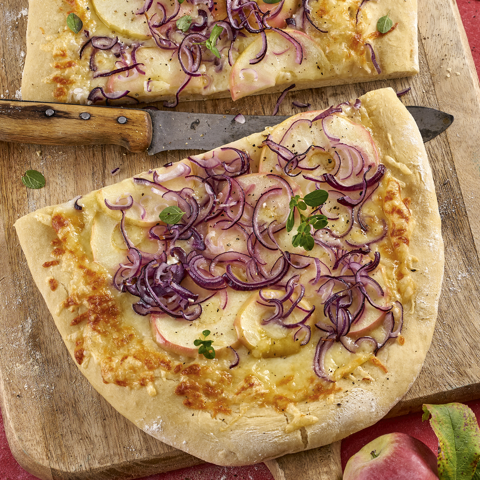 5 20 Apfel Kaese Pizza 1600x1600px