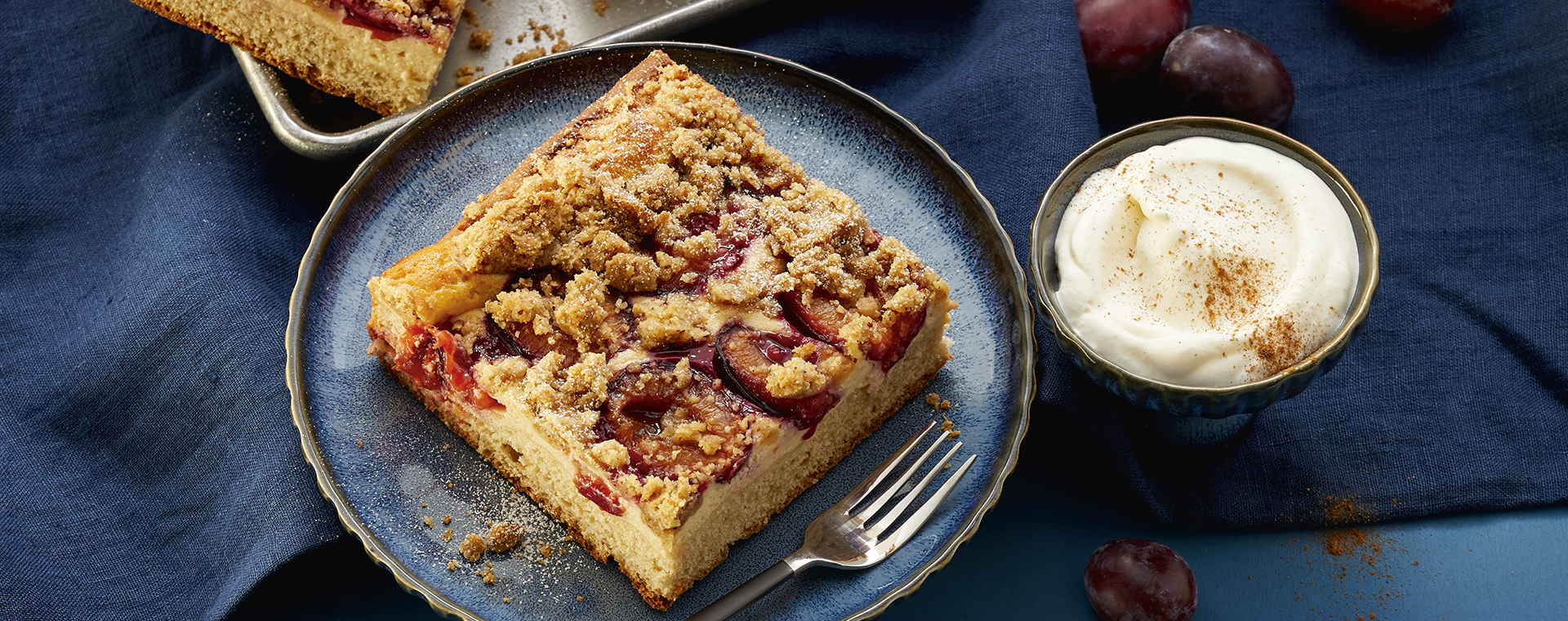 5 20 Hefe Quarkkuchen Mit Zwetschgen 1920x760px