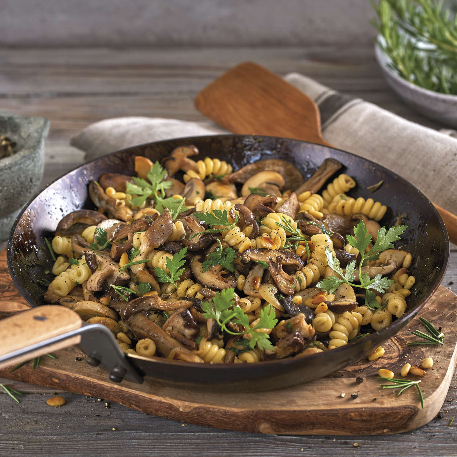 5 20 Nudel Pilz Pfanne 1600x1600px