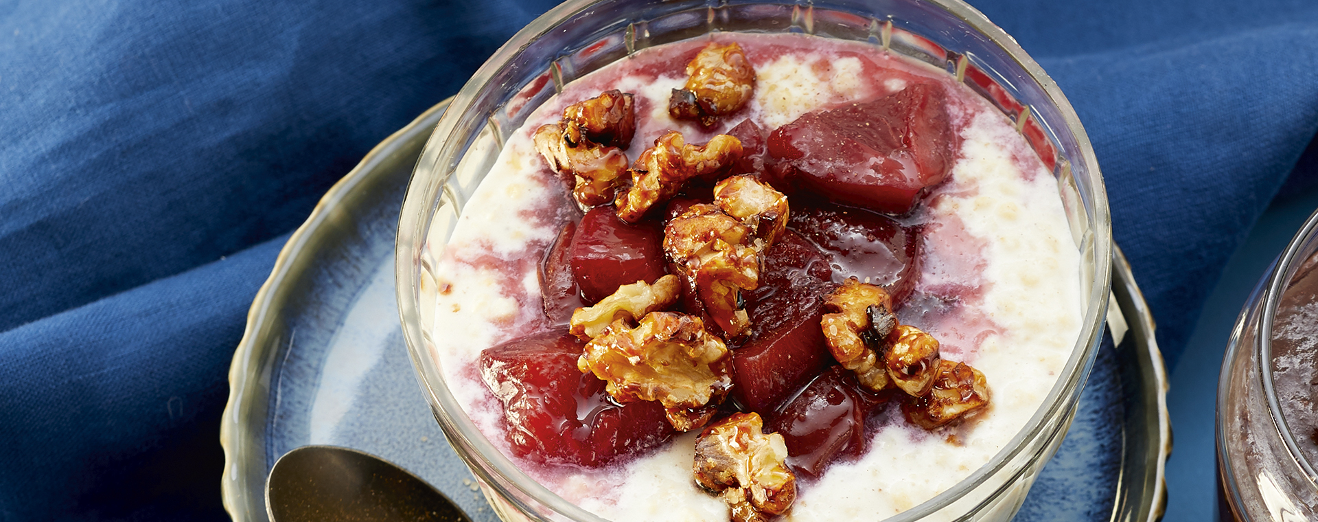 5 20 Vanille Milchhirse Mit Portwein Zimt Zwetschgen 1920x760px