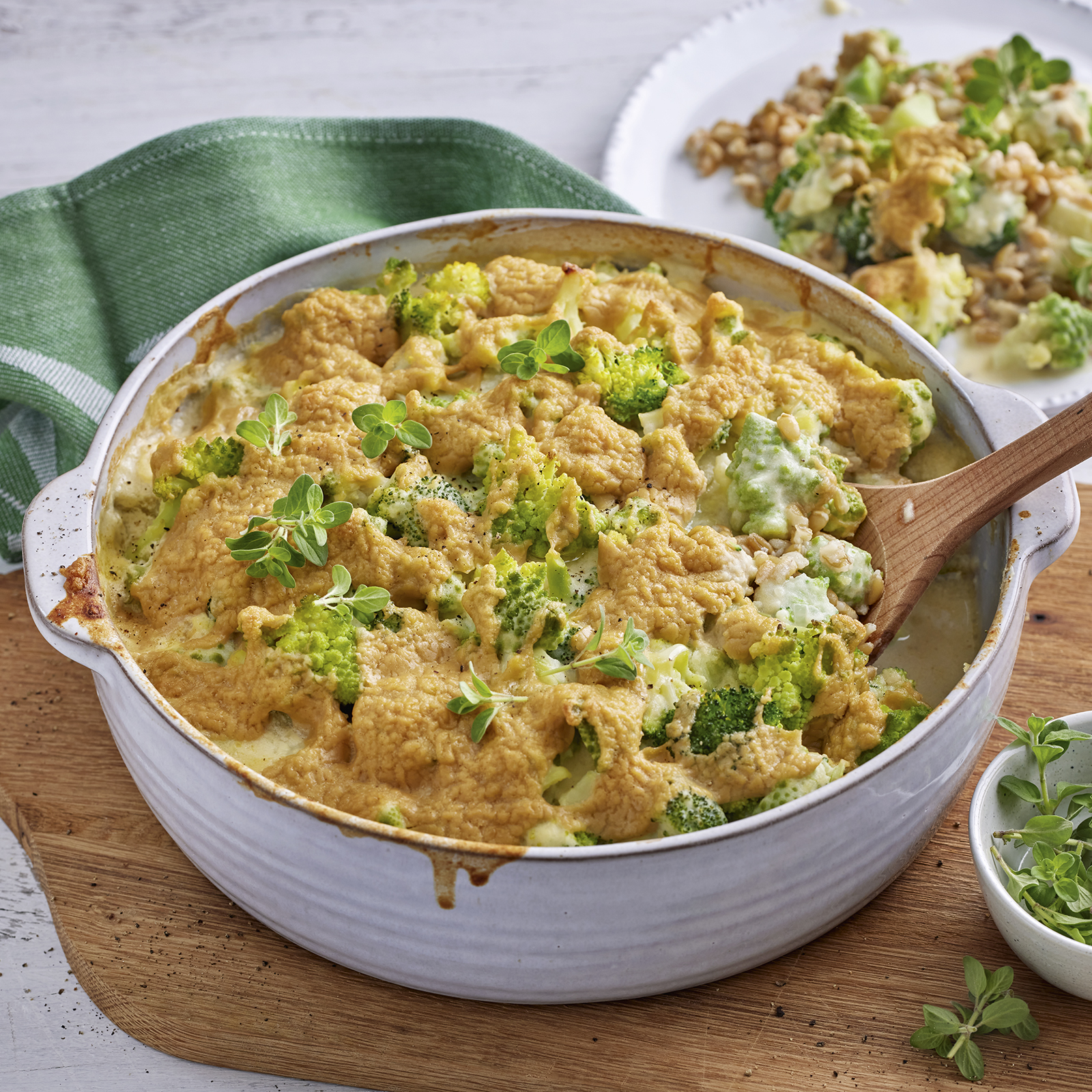 6 20 Brokkoli Auflauf Mit Gruenkern  Vegan  1600x1600px