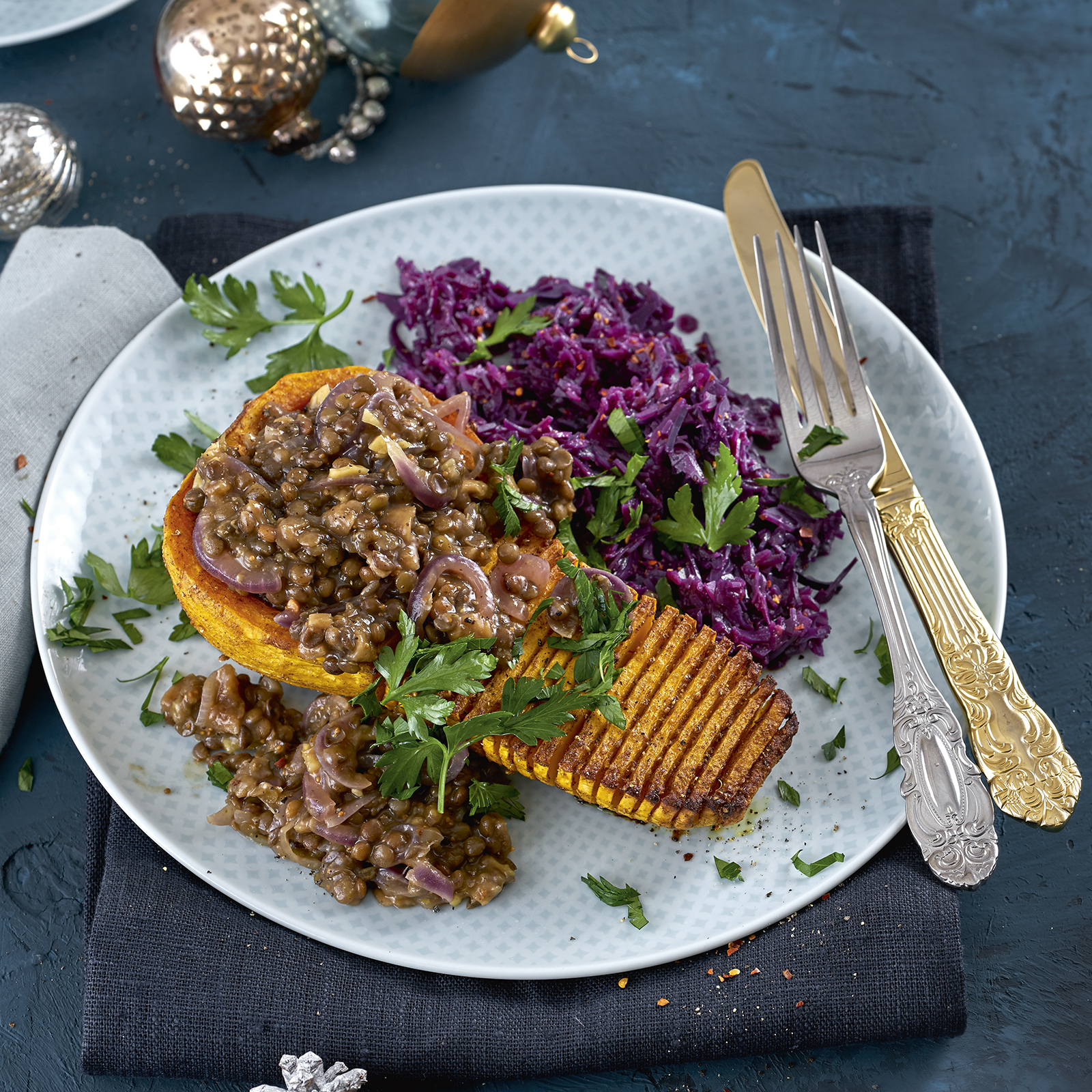 6 20 Butternut Hasselback Mit Feigen Linsen Fuellung 1600x1600px