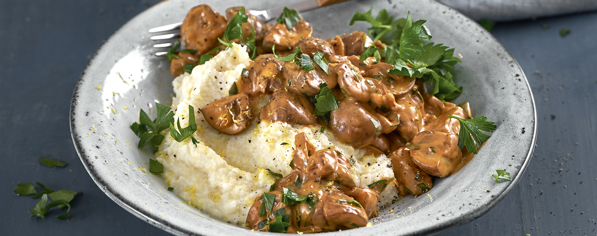 1 21 Pilzpfanne Mit Zitronigem Selleriepueree 1920x760px