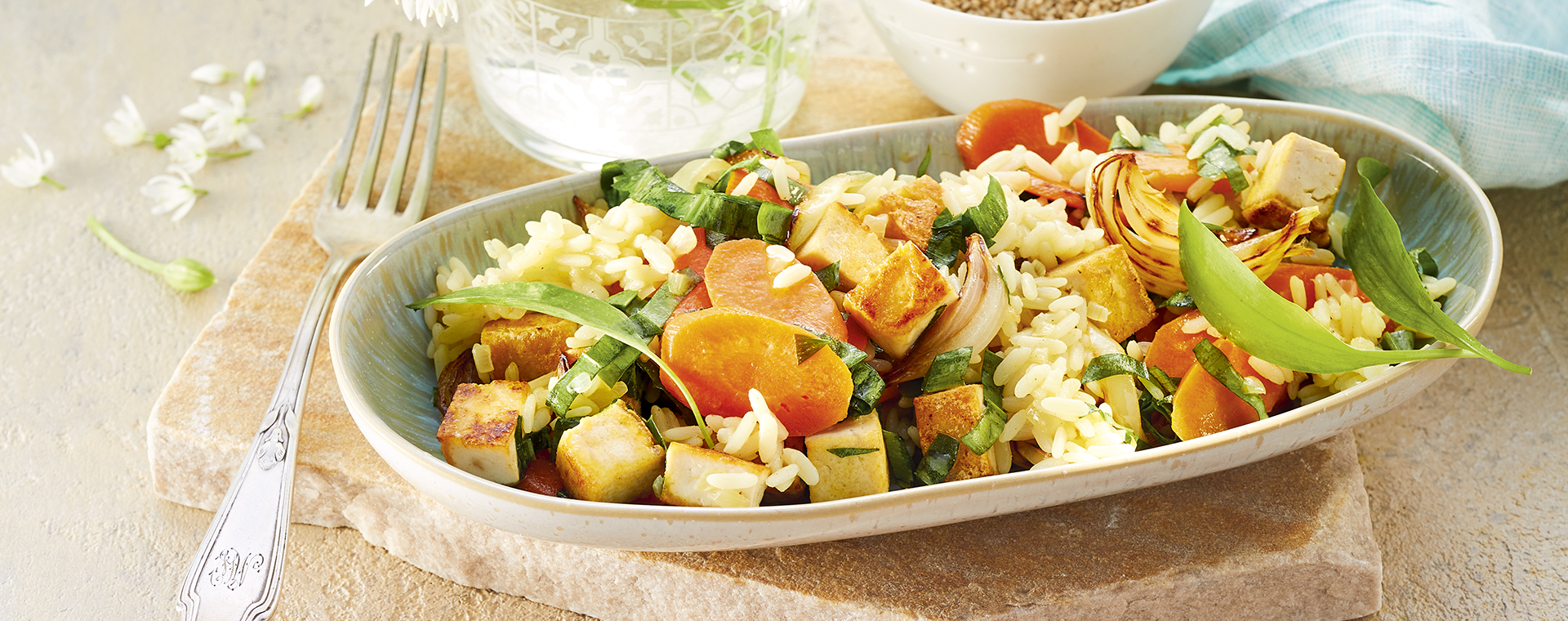 2 21 Baerlauch Reis Wok Mit Tofu 1920x760px