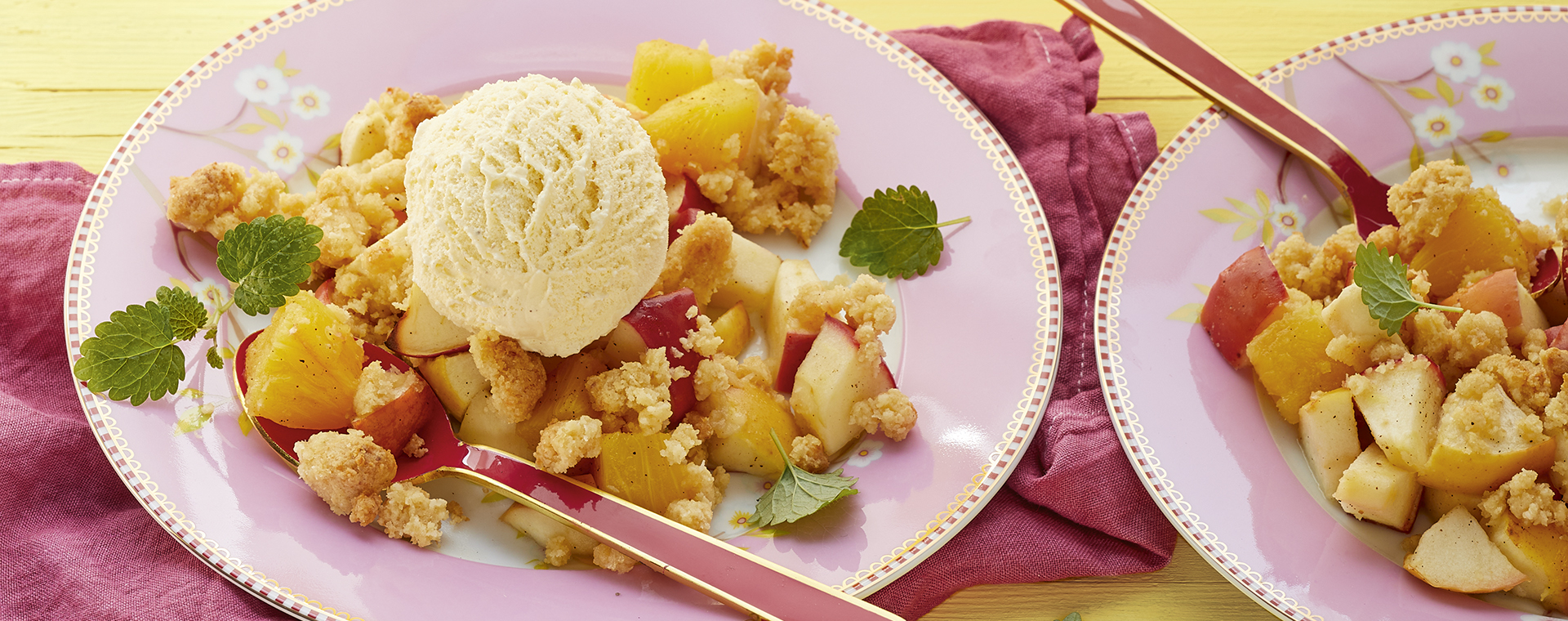 2 21 Exotischer Crumble Mit Eis 1920x760px