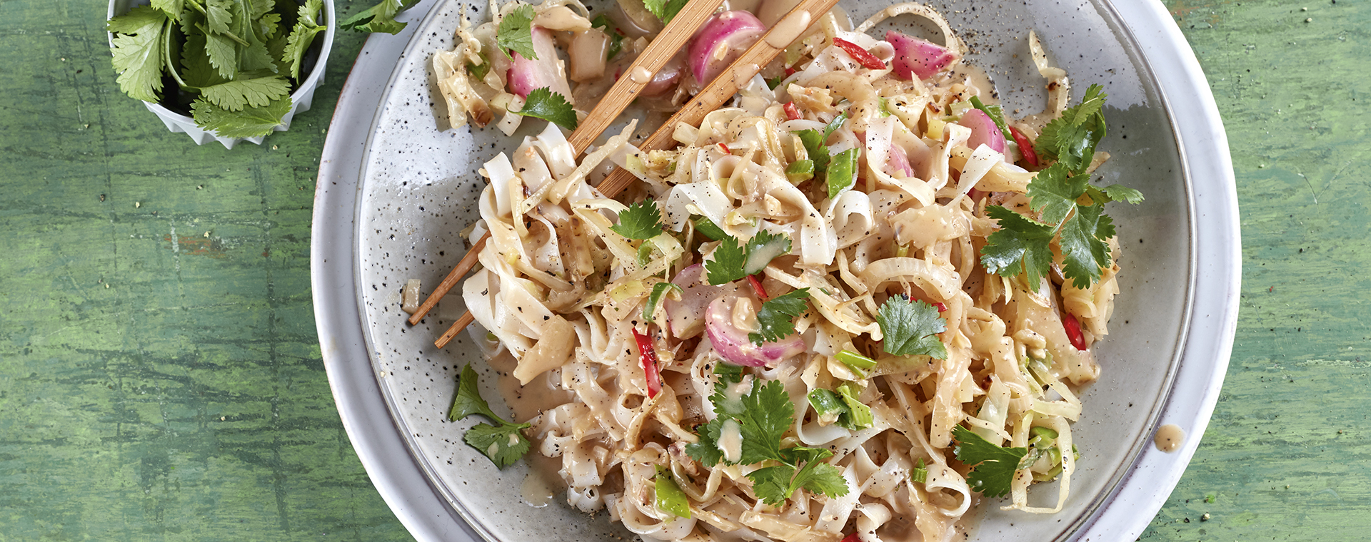 3 21 Asianudeln Mit Chili Weisskraut 1920x760px