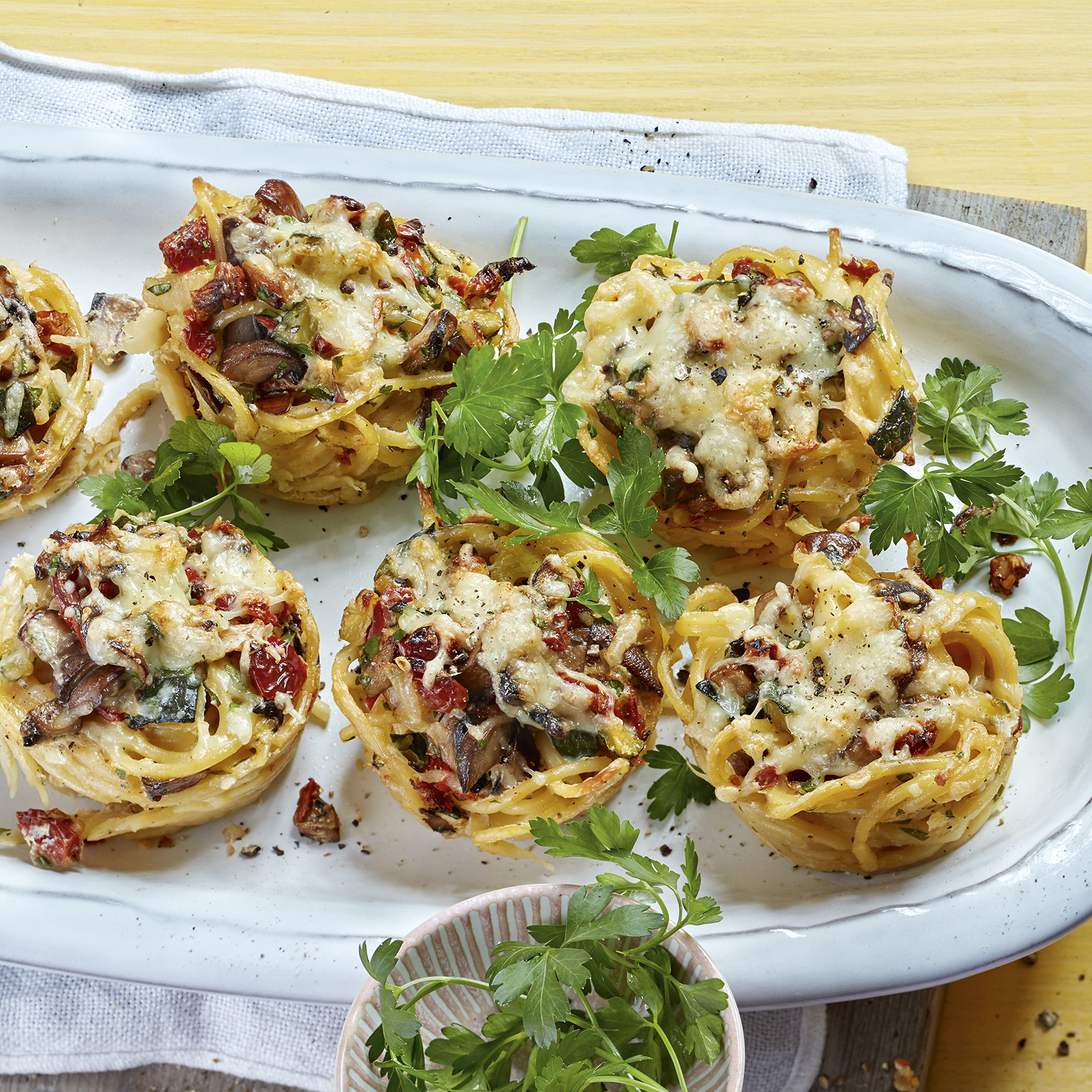 3 21 Gebackene Nudelnester 1600x1600px