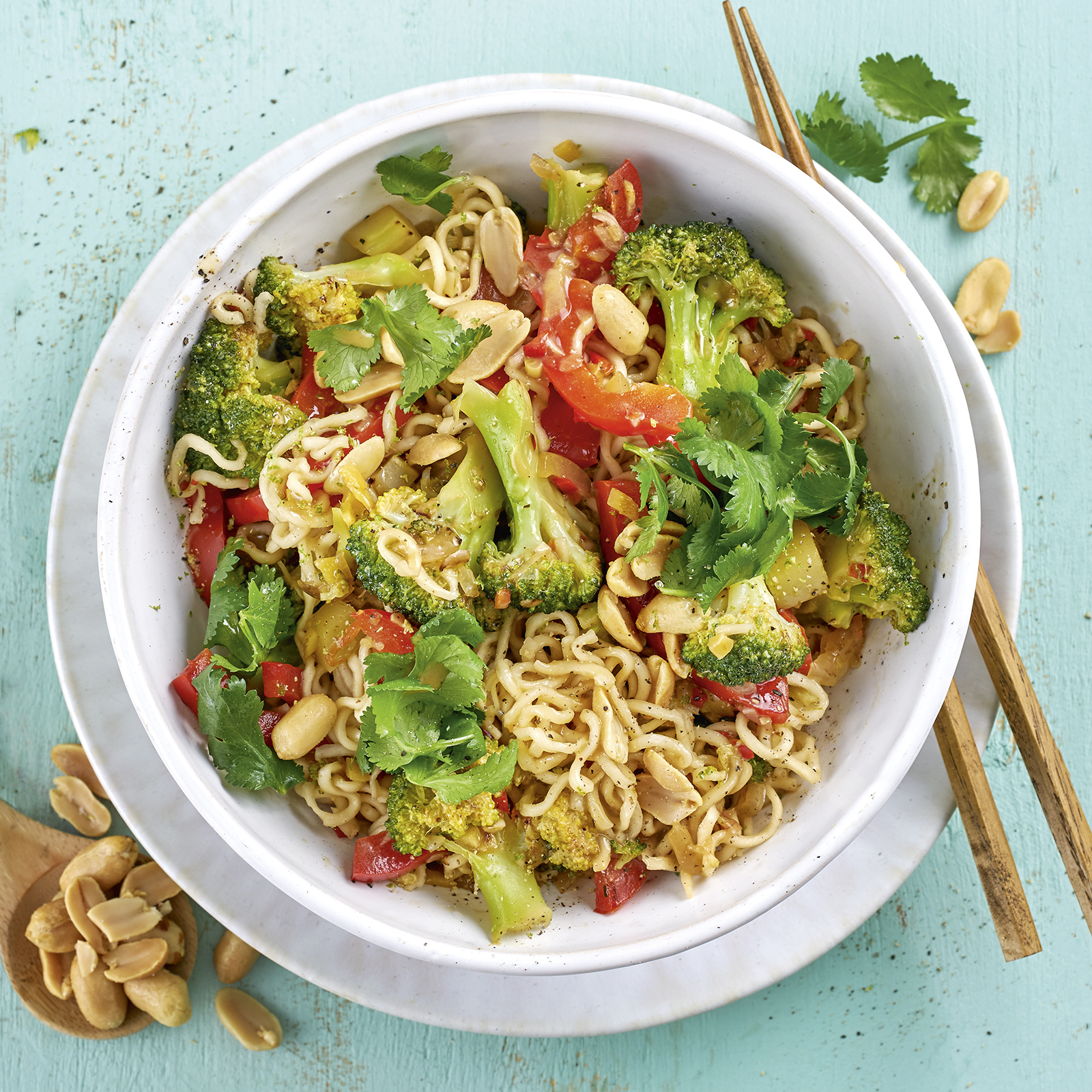 4 21 Asia Nudel Wok 1600x1600px