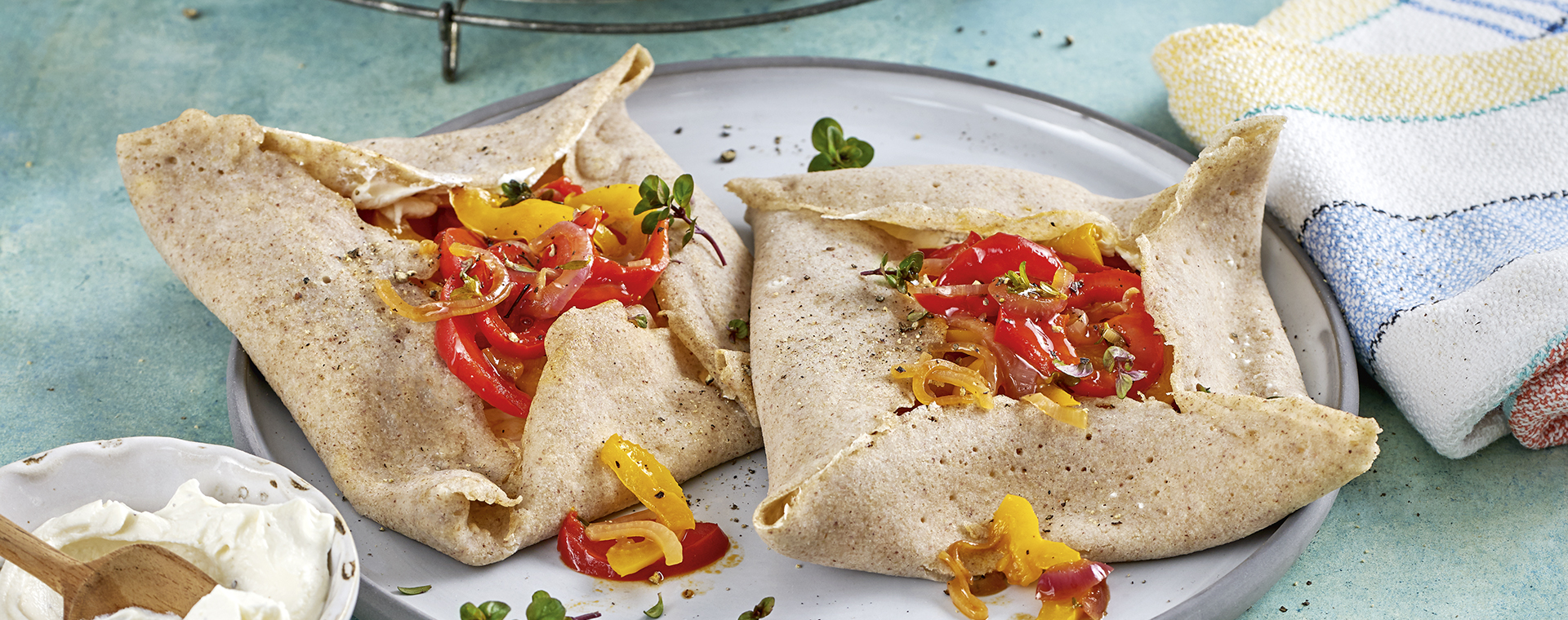 4 21 Galettes Mit Paprika Und Ziegenkaese 1920x760px