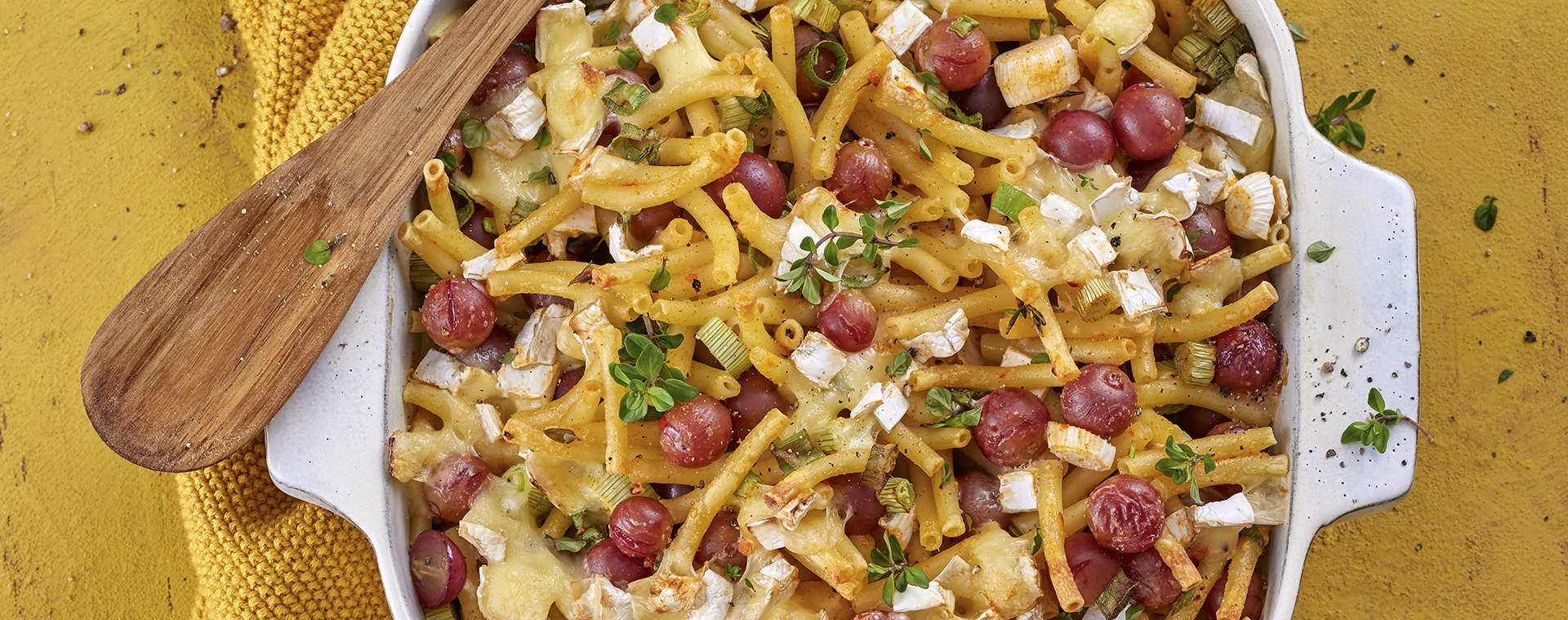 5 21 Makkaroni Trauben Auflauf Mit Camembert 1920x760px