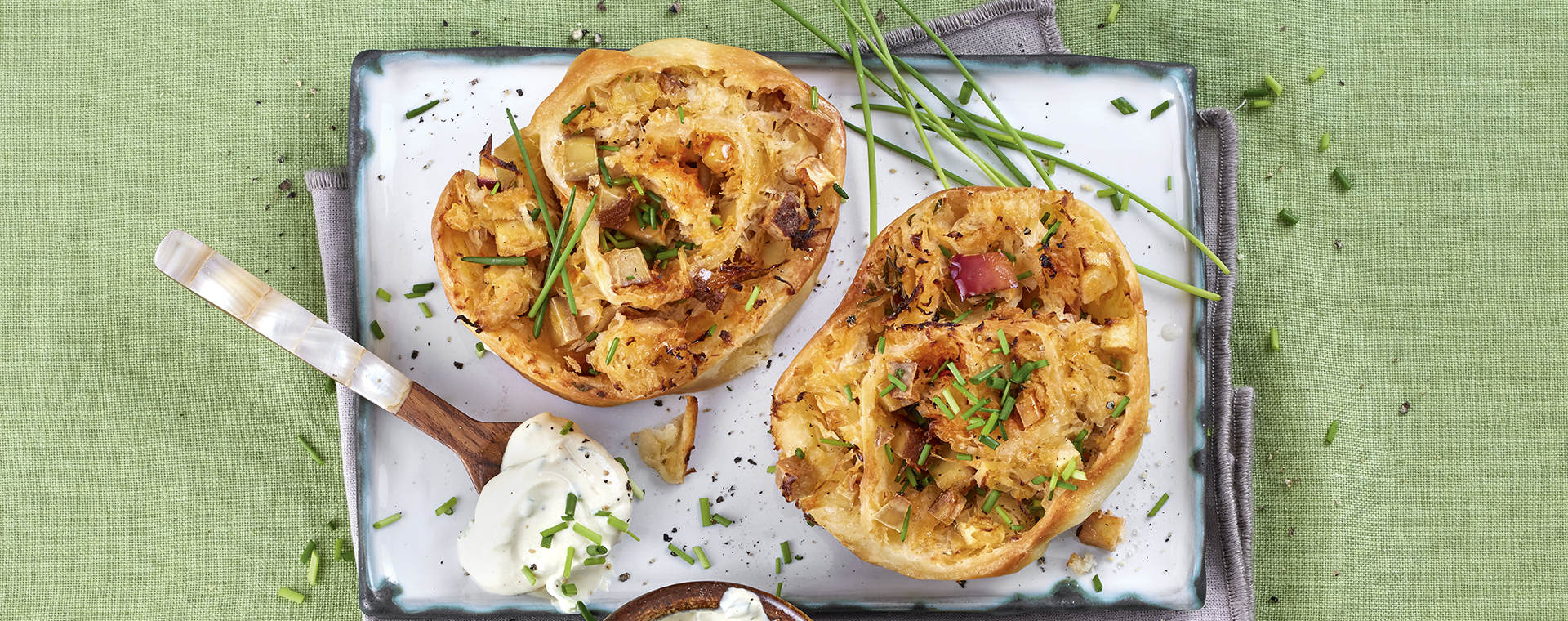 5 21 Sauerkrautschnecken Mit Schnittlauchdip 1920x760px