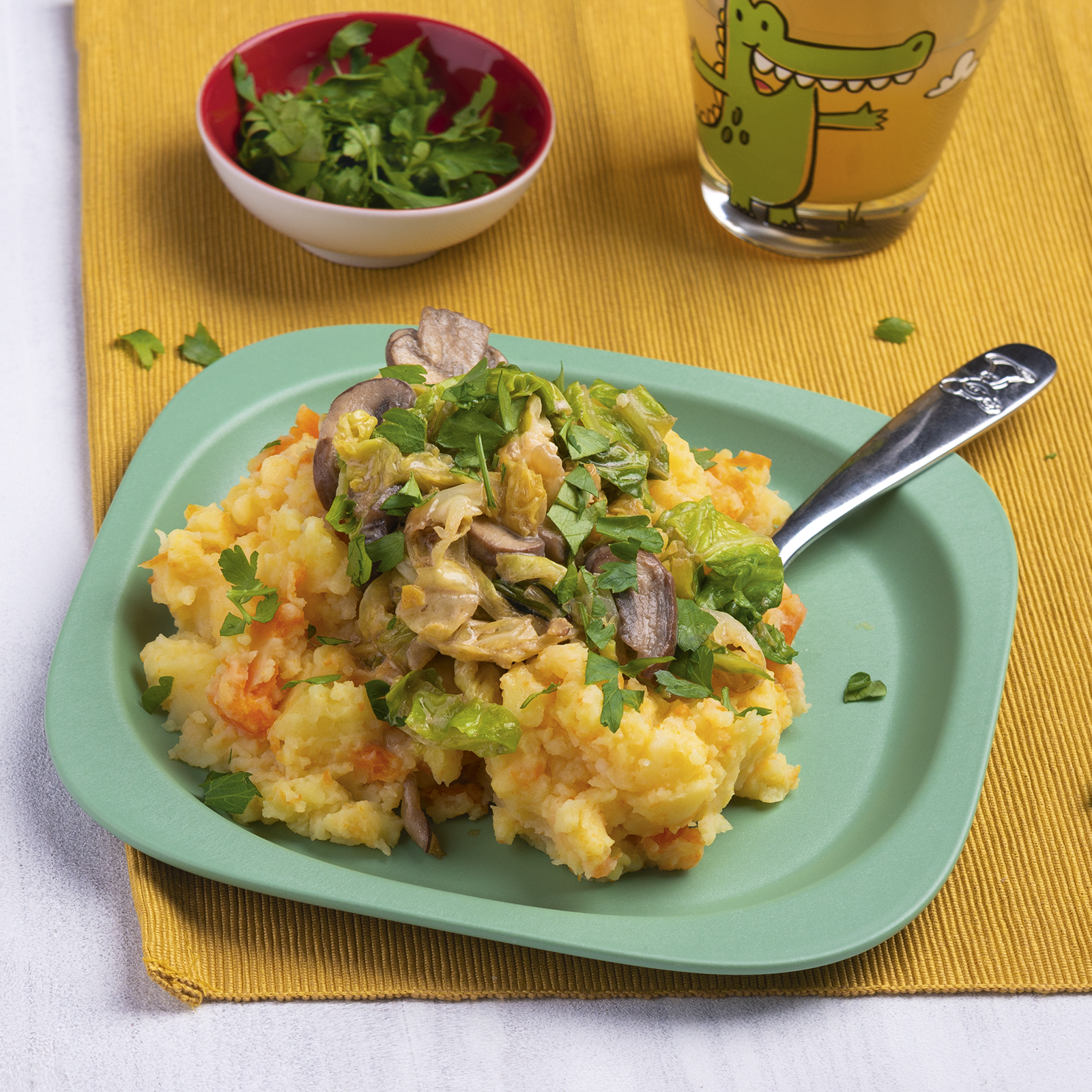 1 22 Kartoffel Moehren Nest Mit Wirsing Pilz Gemuese 1600x1600px