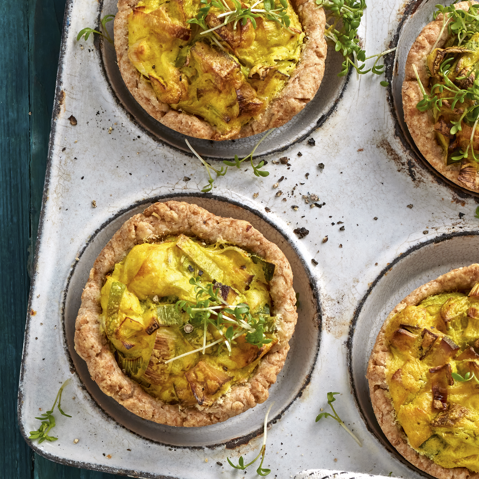 1 22 Miniquiches Lorraine 1600x1600px