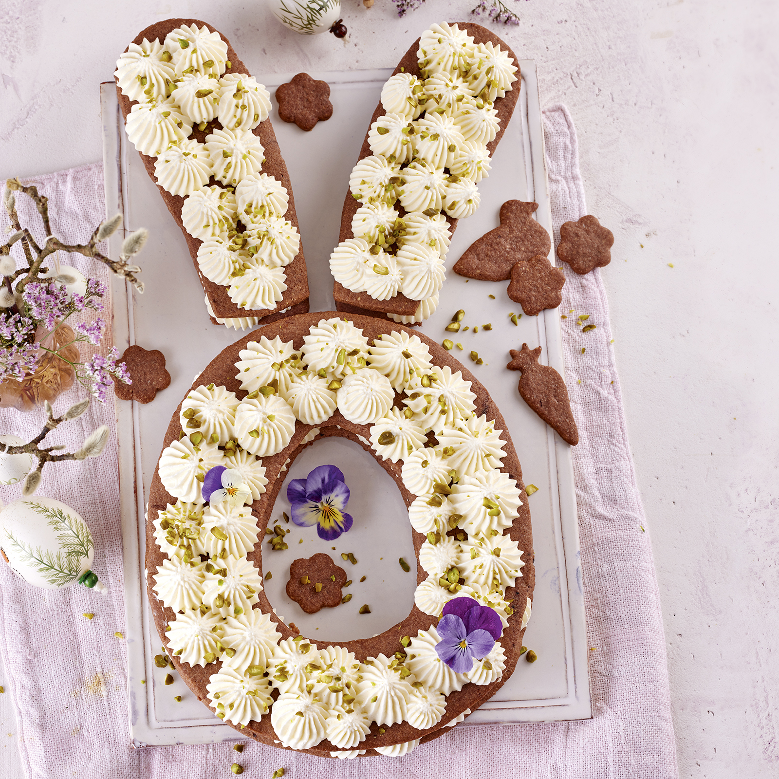 2 22 Hasentorte Mit Cremiger Fuellung 1600x1600px