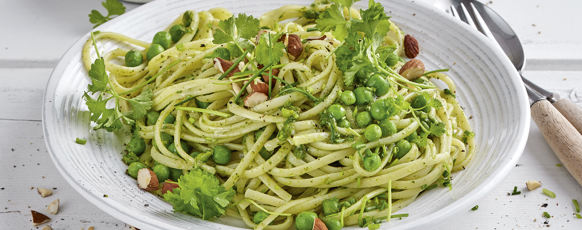 2 22 Linguine Mit Erbsen Und Salsa Verde 1920x760px