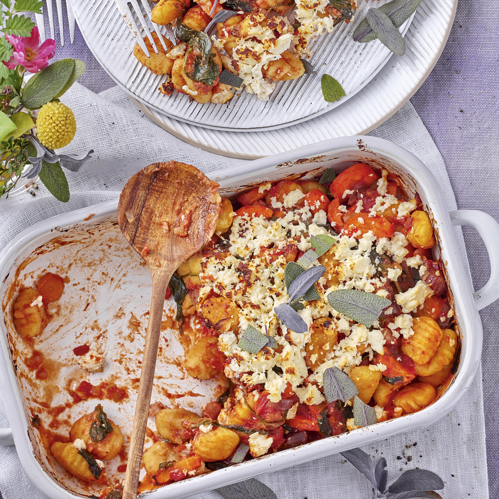 2 22 Orientalischer Gnocchi Spinat Auflauf Mit Fetakruste 1600x1600px