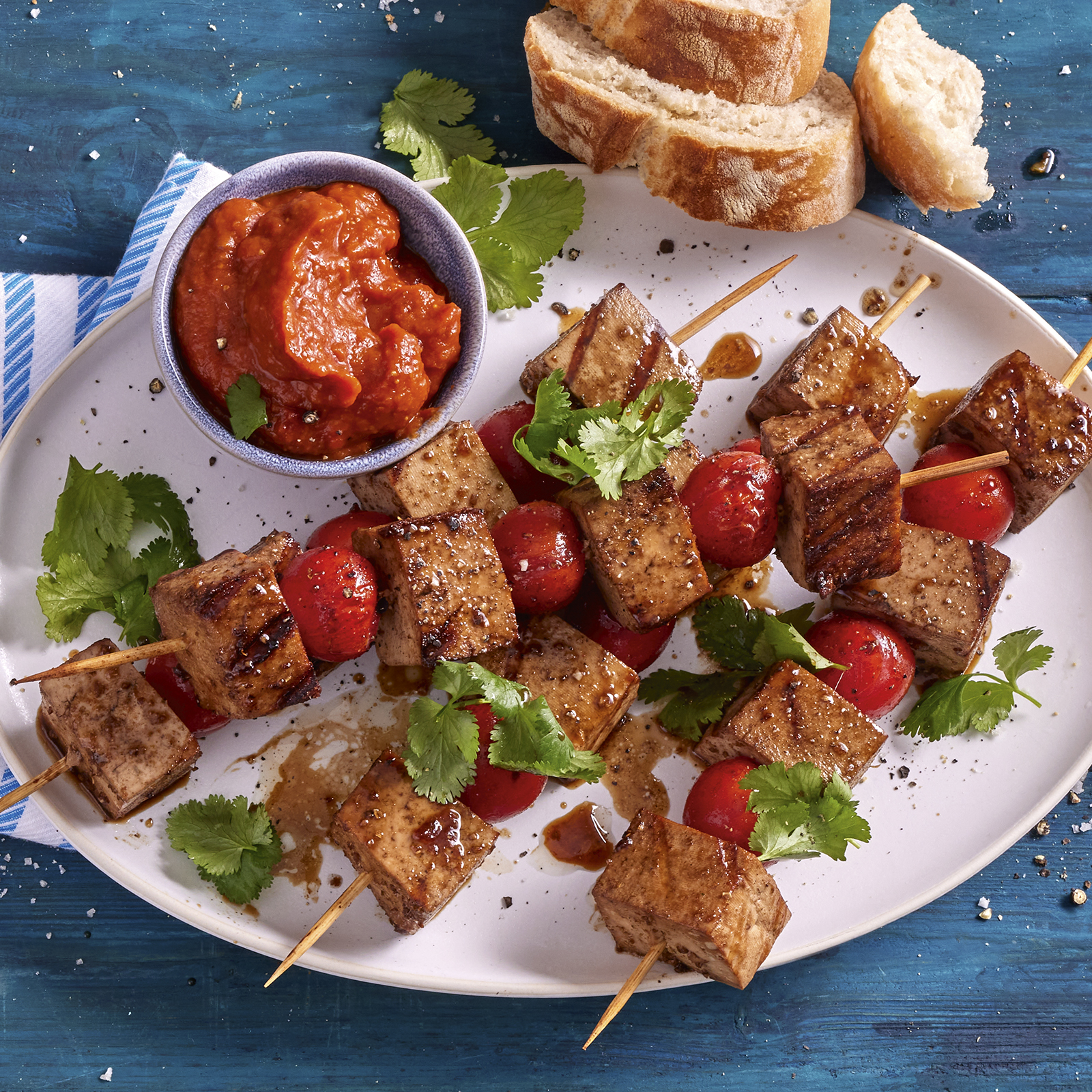 3 22 Tofu Kebabs Mit Feigen Grillsosse 1600x1600px