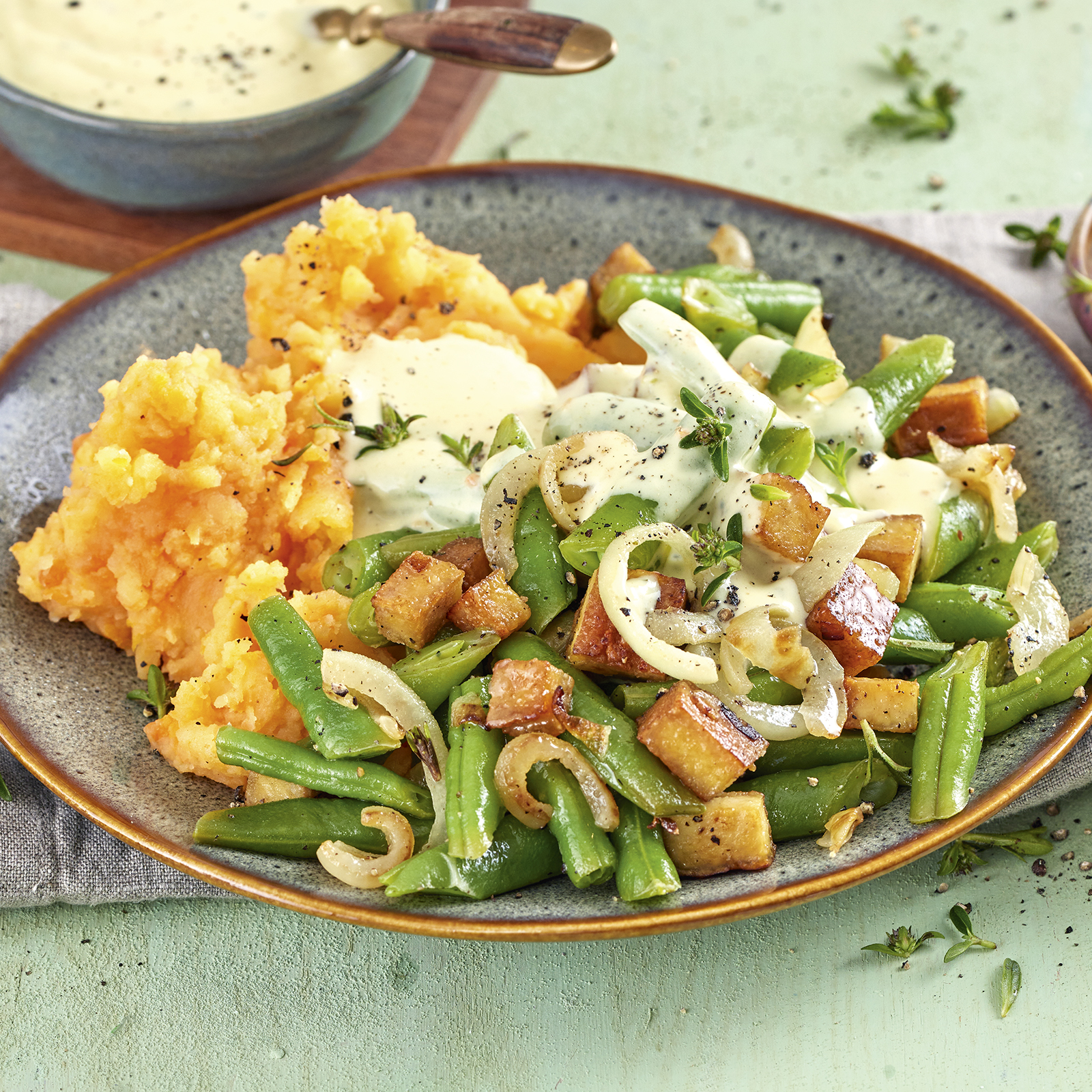 4 22 Bohnen Tofu Gemuese Mit Kartoffeln Moehren Stampf 1600x1600px